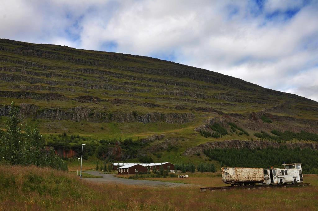 Hengifoss Guesthouse Valpjofsstathur Exterior photo