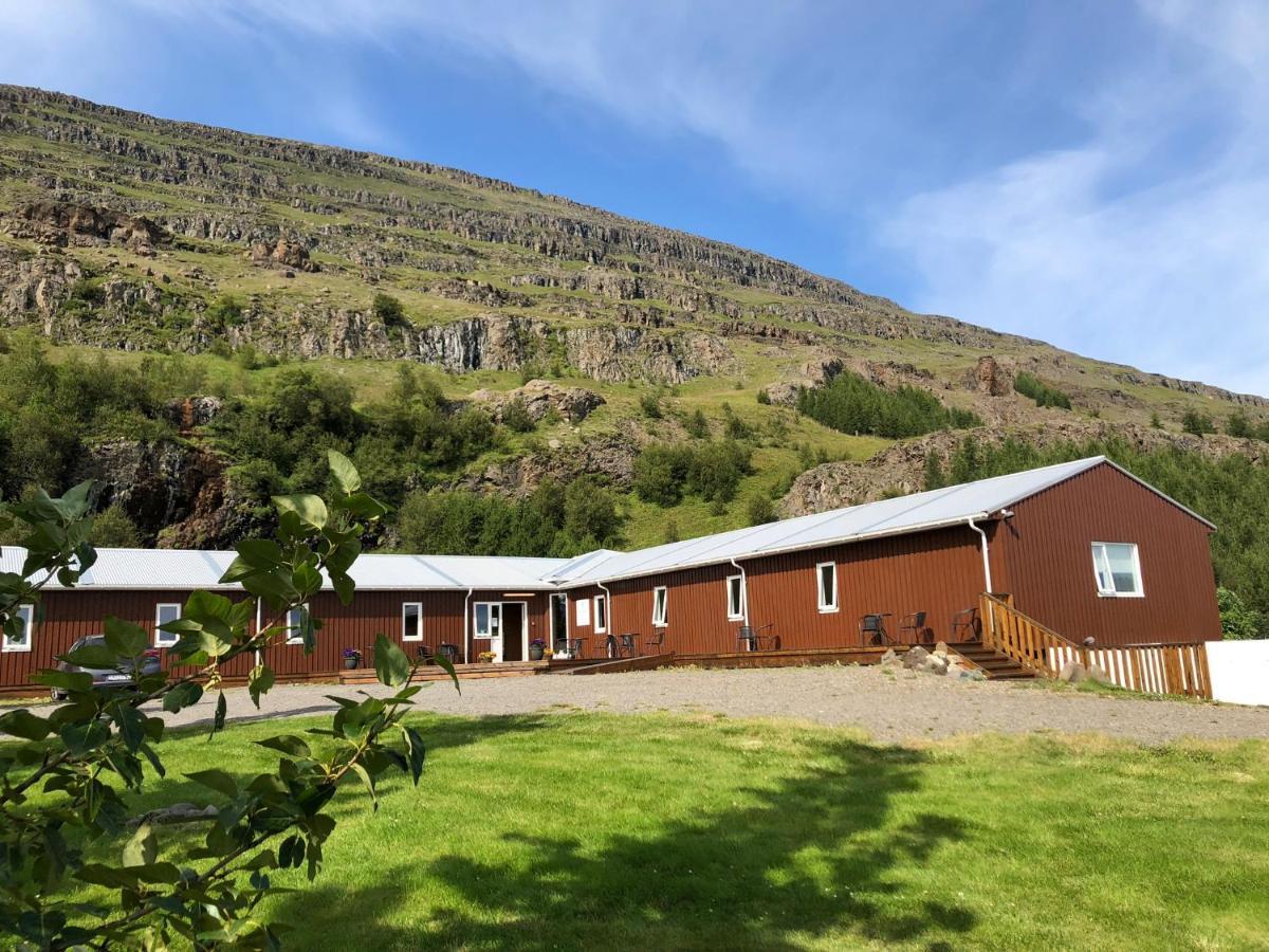Hengifoss Guesthouse Valpjofsstathur Exterior photo